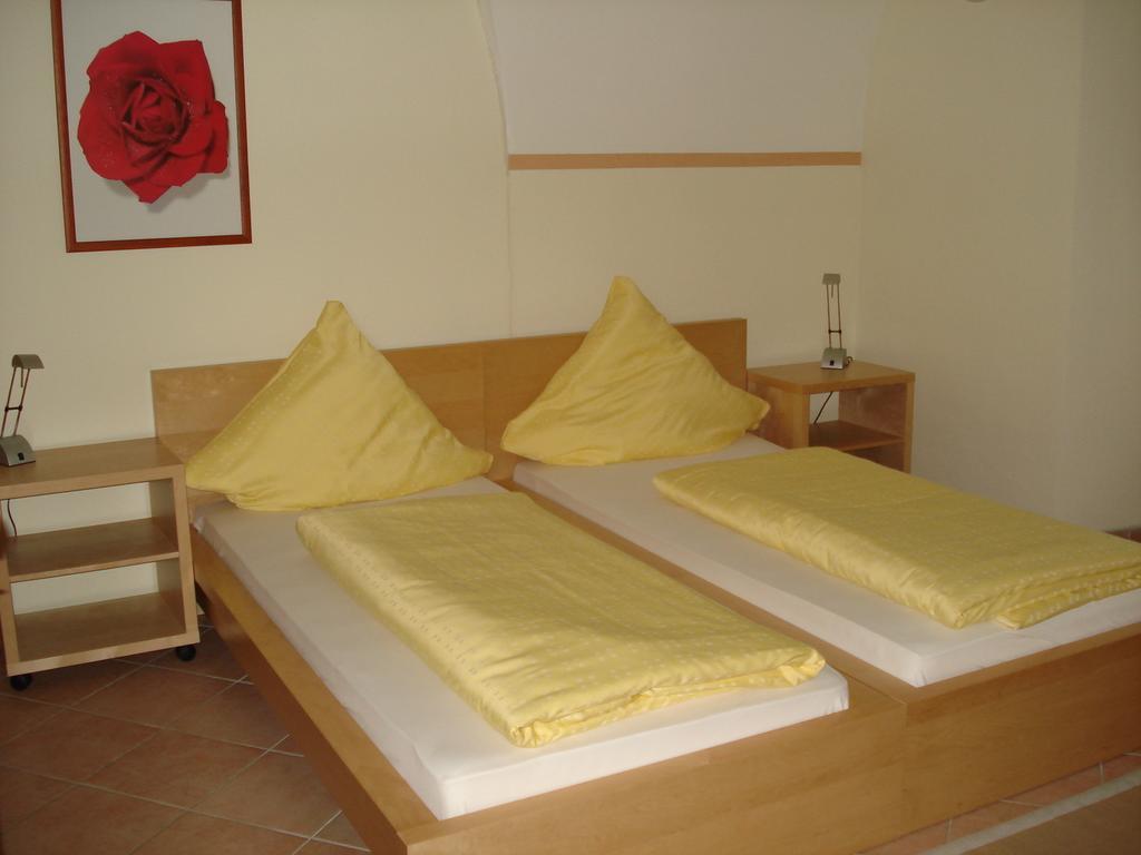 Bruckenkopf - Hotel Wittenberg Bagian luar foto