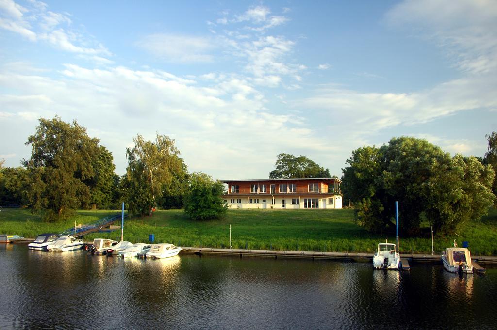 Bruckenkopf - Hotel Wittenberg Bagian luar foto