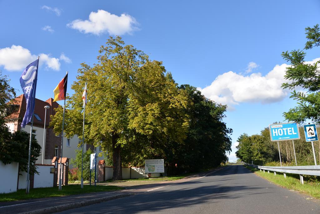 Bruckenkopf - Hotel Wittenberg Bagian luar foto
