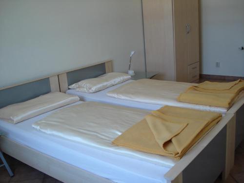 Bruckenkopf - Hotel Wittenberg Ruang foto